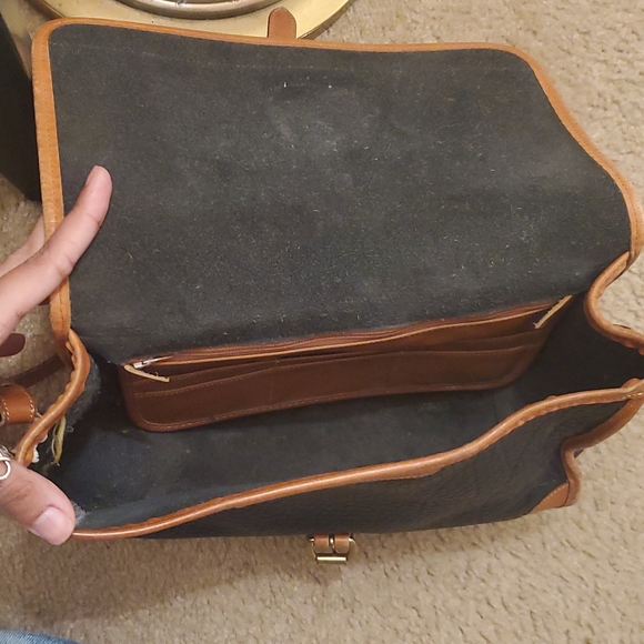 VTG Dooney & Bourke Pebble Leather Crossbody bag - Picture 10 of 11